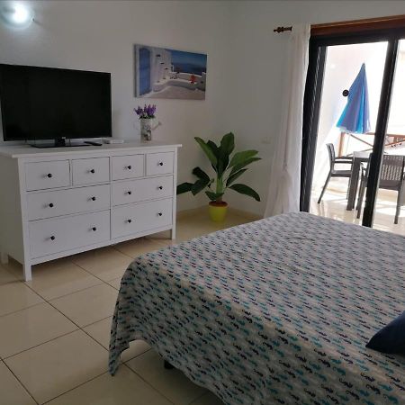 Large Studio Apartment With Lovely Terrace And Wifi Los Cristianos  Eksteriør bilde